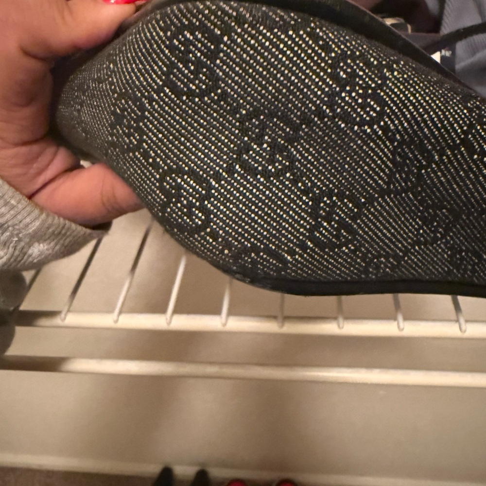 Gucci Black Monogram Shoulder Bag - Picture 13 of 13
